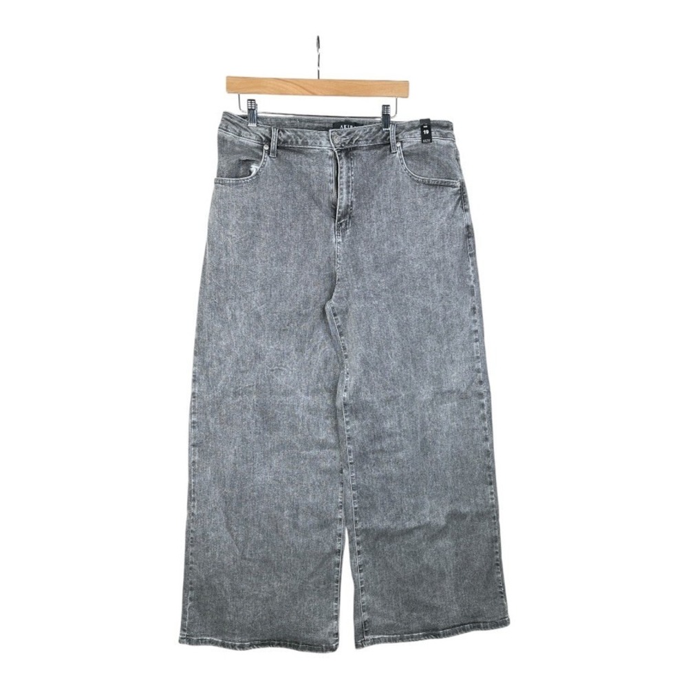 NWT Akira Women's Wide Leg Baggy Gray Jeans Size 19